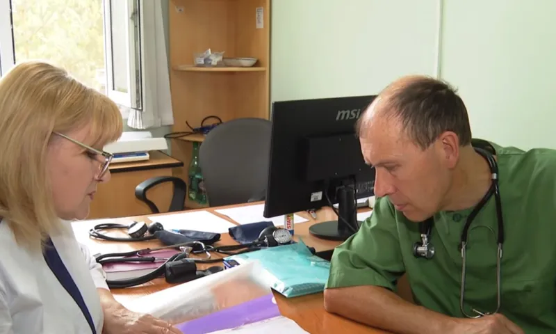 В Барнауле в центре охраны материнства и детства провели консилиум с педиатрами из Санкт-Петербурга
