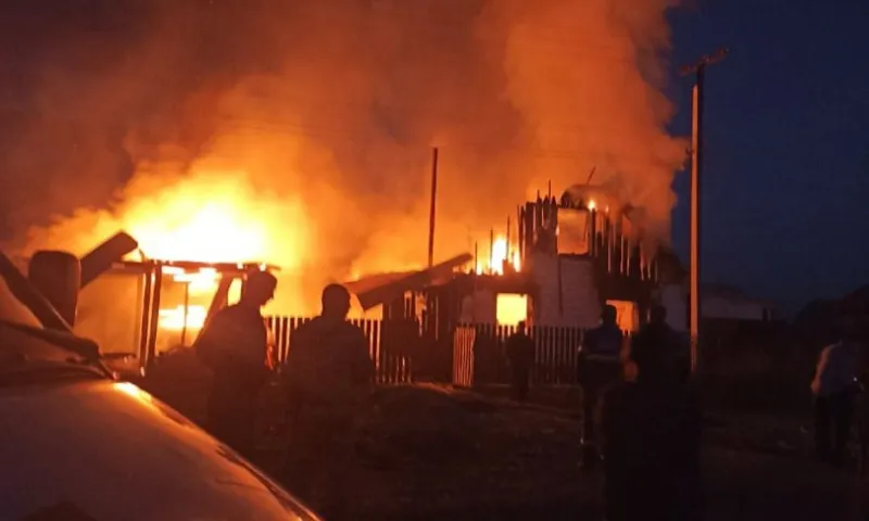 Частный дом сгорел в селе Зудилово
